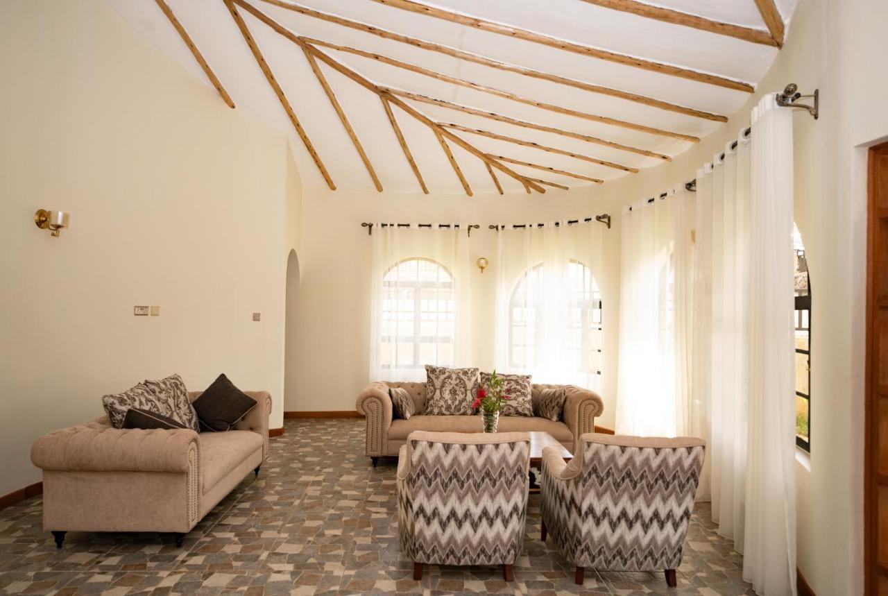 Saab Royale Resort Kajiado Luaran gambar
